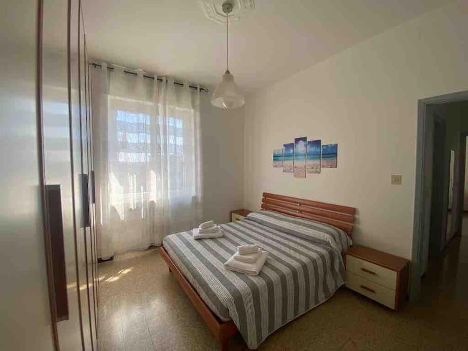La Casa Di Alice Appartement Vercelli Buitenkant foto